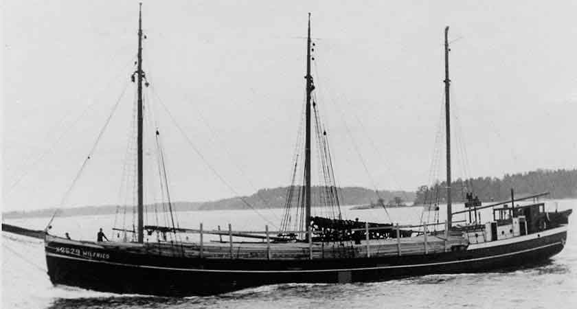 Tall Ship Kajama